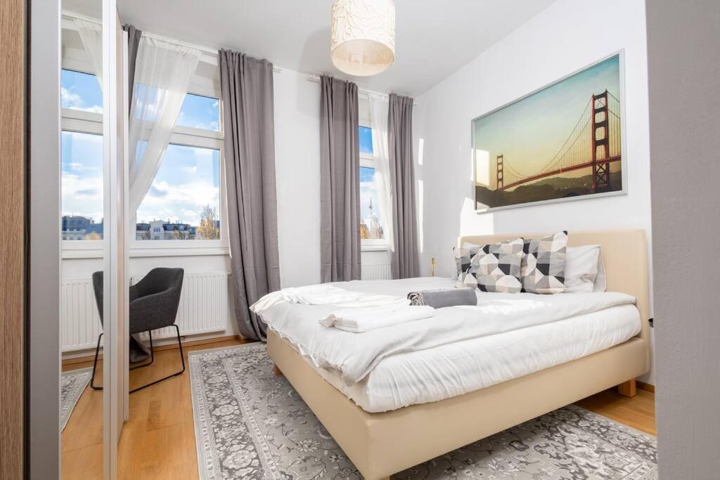 Orestaliving- 3Br On The Daube Canal/Friedensbruecke 비엔나 외부 사진