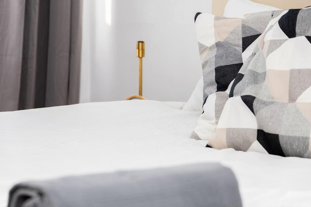 Orestaliving- 3Br On The Daube Canal/Friedensbruecke 비엔나 외부 사진
